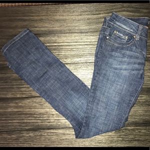Refuge Dark Blue Jeans